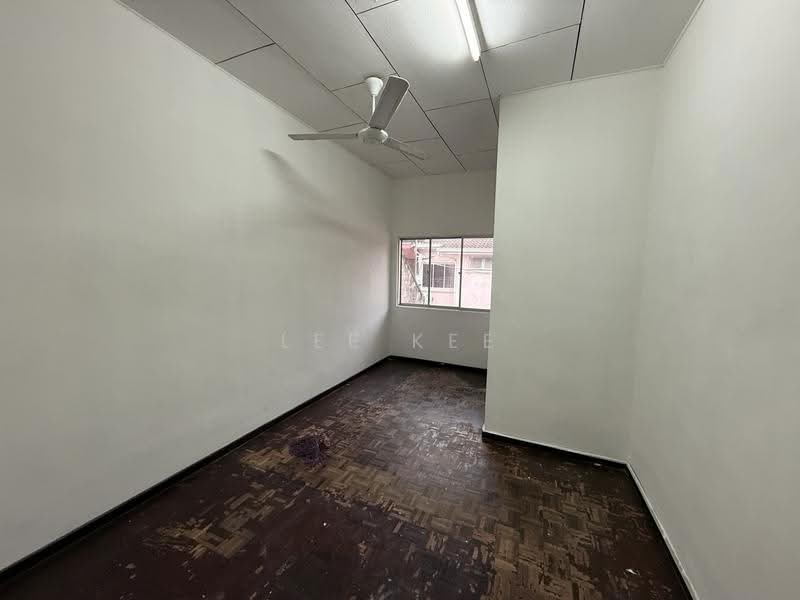2-storey Terraced House for Sale in Taman Pantai Baru (Batu Pahat) - Lee Kee - Interior - PropertyGuru.com.my