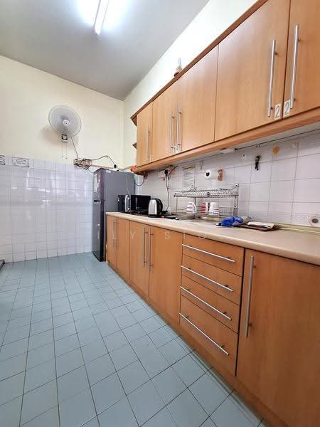 2-storey Terraced House for Sale in BANDAR PUCHONG JAYA (Puchong) - Lily Siow - Kitchen - PropertyGuru.com.my
