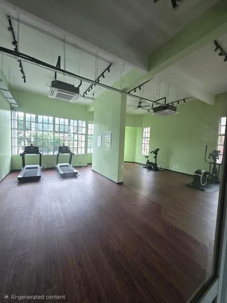 Kondominium untuk Dijual di Gurney Beach Resort - Derrick Loh - Gym - PropertyGuru.com.my