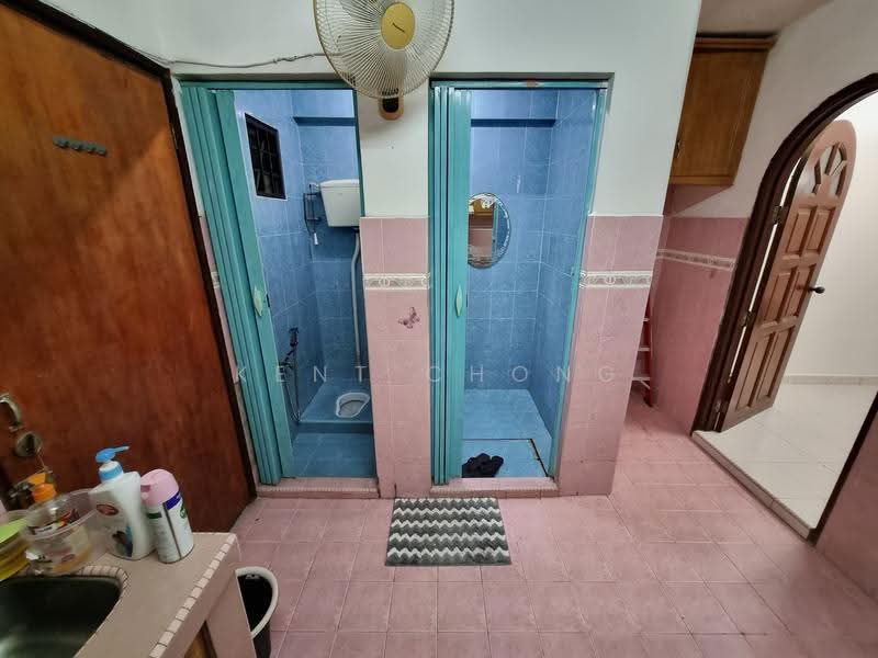 2-storey Terraced House for Sale in Sri Petaling (Kuala Lumpur) - Kent Chong - Bathroom - PropertyGuru.com.my