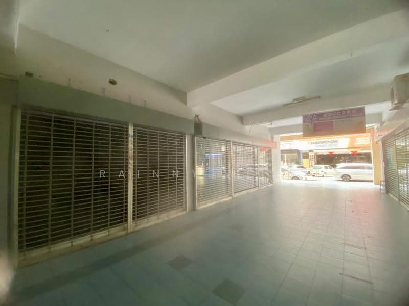 Shop / Office untuk Disewa di Bandar Baru Air Itam (Farlim) (Air Hitam) - Rainny Wong - Exterior - PropertyGuru.com.my