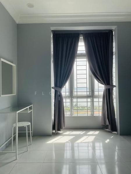 Kondominium untuk Dijual di Bayswater Resort Condominium - FLORENCE YEAP - View - PropertyGuru.com.my