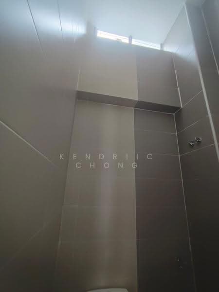 Semi-Detached House for Sale in D'Kayangan (Shah Alam) - Kendriic Chong - Bathroom - PropertyGuru.com.my