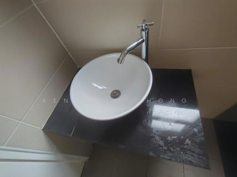 Semi-Detached House for Sale in D'Kayangan (Shah Alam) - Kendriic Chong - Bathroom - PropertyGuru.com.my