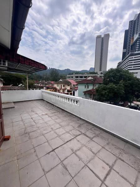2-storey Terraced House for Sale in Ampang (Kuala Lumpur) - Luqman Juhari - Balcony - PropertyGuru.com.my