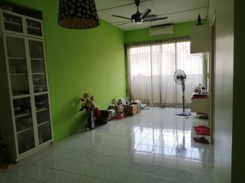Apartment for Sale at Pangsapuri Putra Impian - ITA AHMAT - Living Room - PropertyGuru.com.my