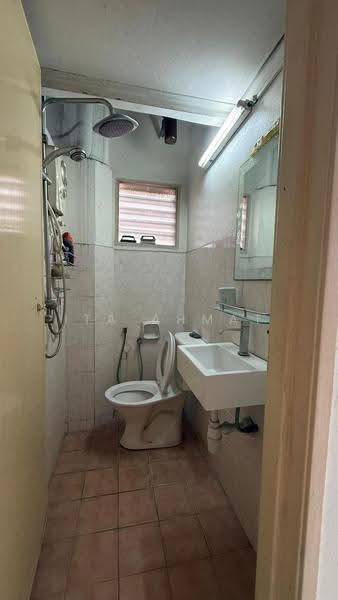 Apartment for Sale at Pangsapuri Putra Impian - ITA AHMAT - Bathroom - PropertyGuru.com.my