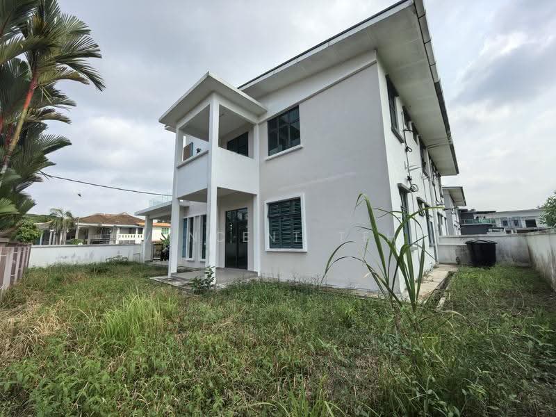 Rumah Berkembar untuk Dijual di Taman Merak (Bukit Baru) - Vincent Teh - PropertyGuru.com.my