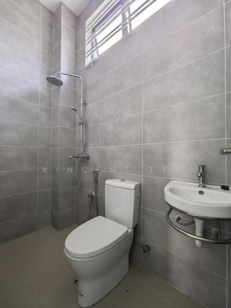 Rumah Berkembar untuk Dijual di Taman Merak (Bukit Baru) - Vincent Teh - PropertyGuru.com.my