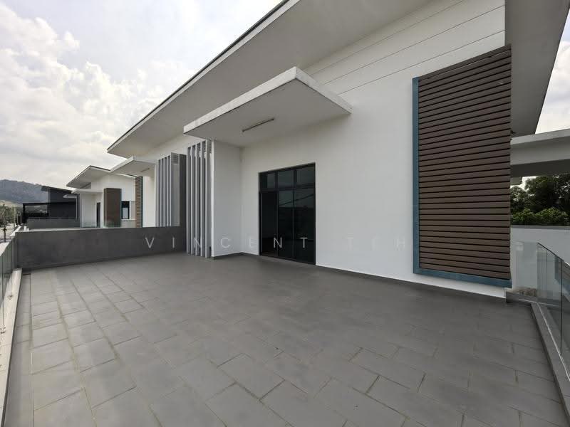 Rumah Berkembar untuk Dijual di Taman Merak (Bukit Baru) - Vincent Teh - PropertyGuru.com.my