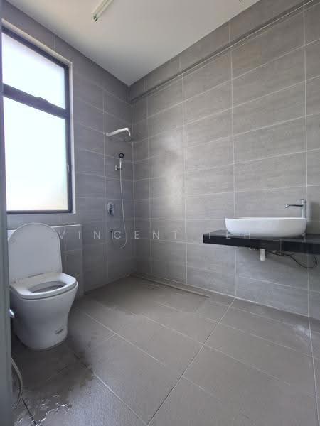 Rumah Berkembar untuk Dijual di Taman Merak (Bukit Baru) - Vincent Teh - PropertyGuru.com.my