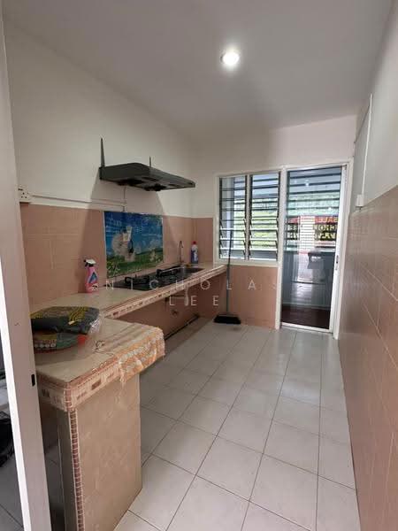 Pangsapuri untuk Dijual di Alpine Village - Nicholas Lee - Kitchen - PropertyGuru.com.my