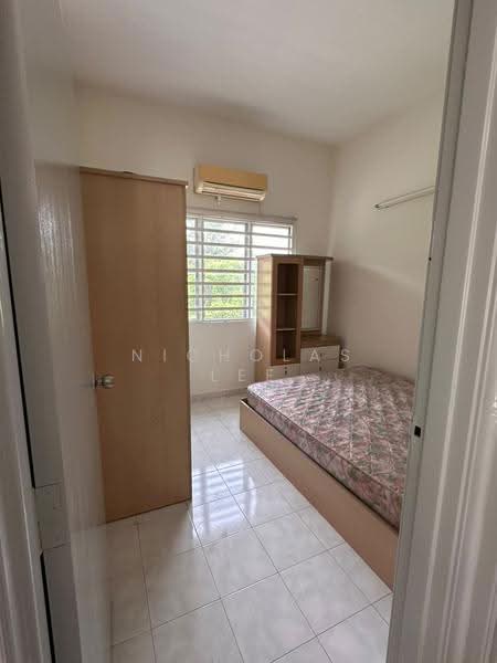 Pangsapuri untuk Dijual di Alpine Village - Nicholas Lee - Bedroom - PropertyGuru.com.my