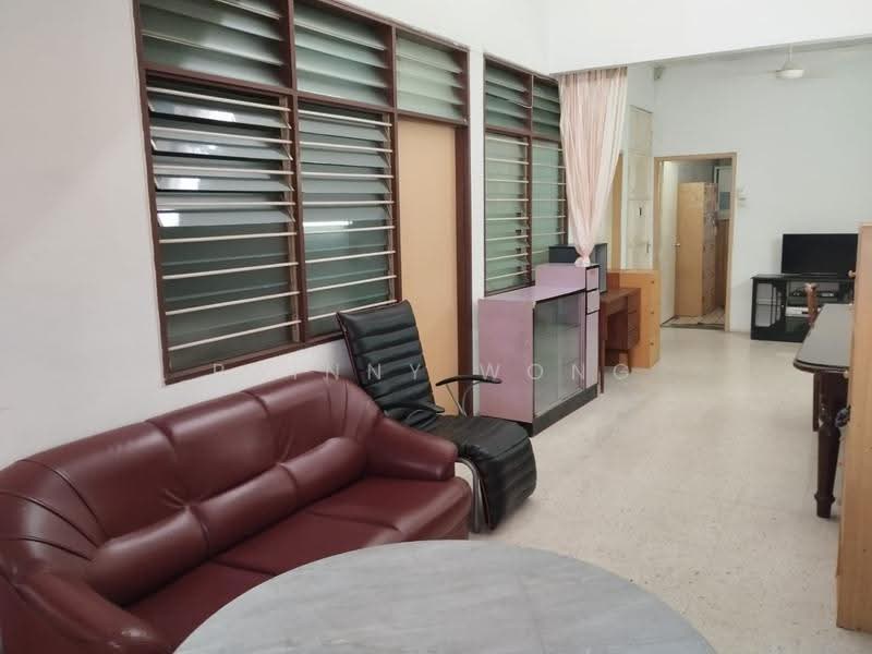 Terraced House for Rent in Bandar Baru Air Itam (Farlim) (Air Hitam) - Rainny Wong - Living Room - PropertyGuru.com.my