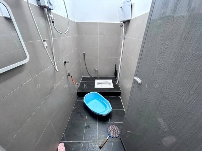2-storey Terraced House for Sale in Putra Heights (Subang Jaya) - Ridwan Ibrahim - Bathroom - PropertyGuru.com.my