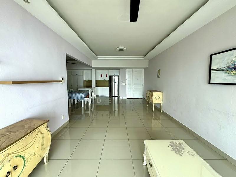 Kondominium untuk Dijual di Surin Condominium - Jorden Tan - Living Room - PropertyGuru.com.my