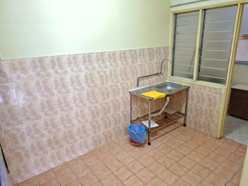 Pangsapuri untuk Disewa di Pangsapuri Saraka - Yi Jun - Kitchen - PropertyGuru.com.my