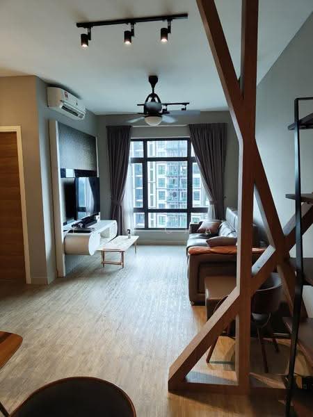 Kediaman Servis untuk Disewa di Pearl Suria - Evan Chan - Living Room - PropertyGuru.com.my