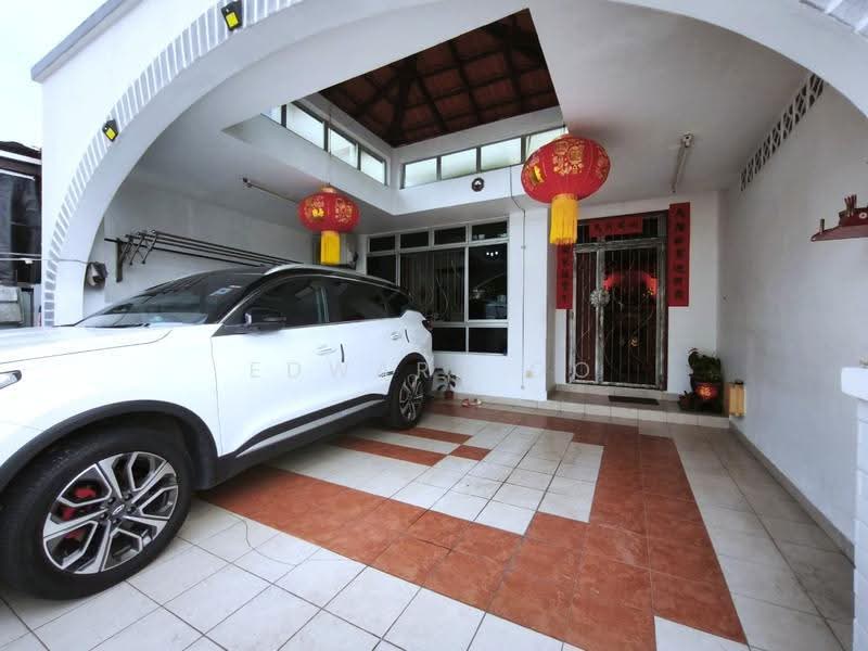 Rumah Teres 2-Tingkat untuk Dijual di Taman Skudai Indah (Skudai) - Edward Oo - Exterior - PropertyGuru.com.my