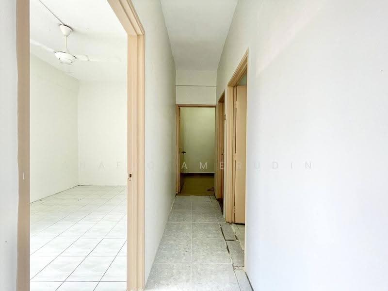 Pangsapuri untuk Dijual di Casmaria Apartment - Shafiq Amerudin - PropertyGuru.com.my