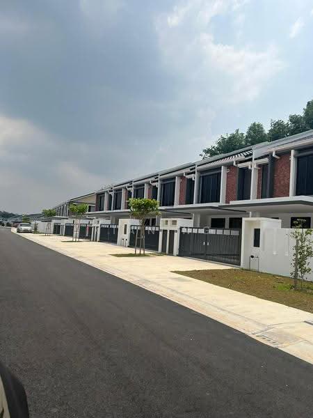 Rumah Teres 2-Tingkat untuk Dijual di Shah Alam (Selangor) - Kian Ng - Exterior - PropertyGuru.com.my