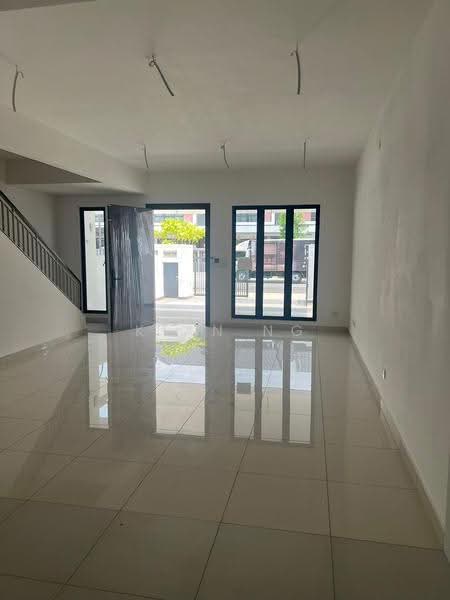 Rumah Teres 2-Tingkat untuk Dijual di Shah Alam (Selangor) - Kian Ng - Entrance - PropertyGuru.com.my