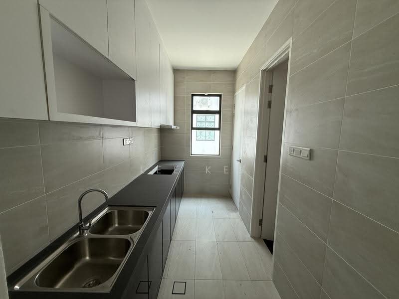2-storey Terraced House for Sale in Batu Pahat (Johor) - Lee Kee - Kitchen - PropertyGuru.com.my