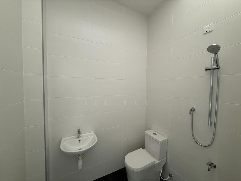2-storey Terraced House for Sale in Batu Pahat (Johor) - Lee Kee - Bathroom - PropertyGuru.com.my