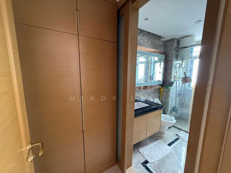 Service Residence for Sale at R&F Princess Cove Phase 1 - Mindy Lee - Bathroom - PropertyGuru.com.my