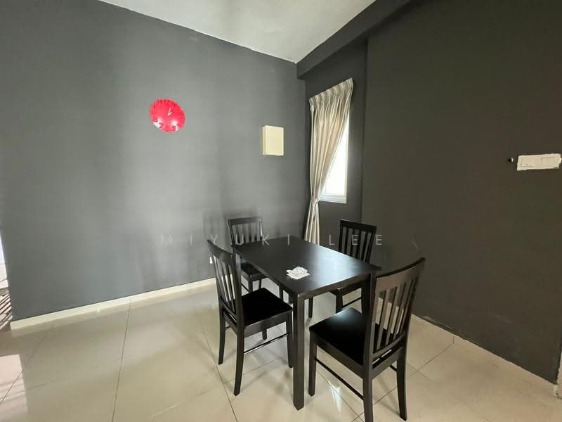Kediaman Servis untuk Dijual di Seasons Amara Larkin - Miyuki Lee - Dining Room - PropertyGuru.com.my