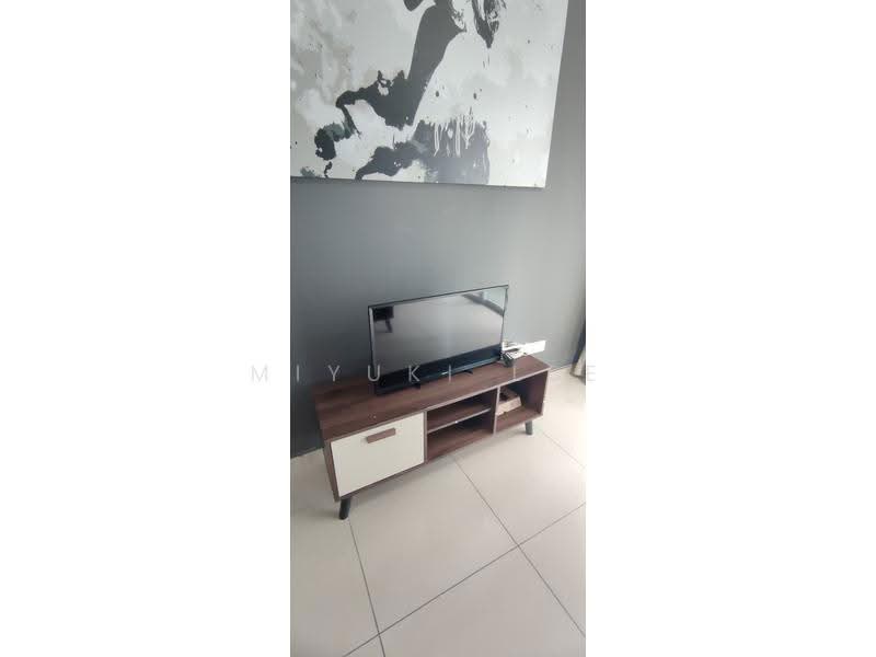 Kediaman Servis untuk Dijual di Seasons Amara Larkin - Miyuki Lee - Living Room - PropertyGuru.com.my