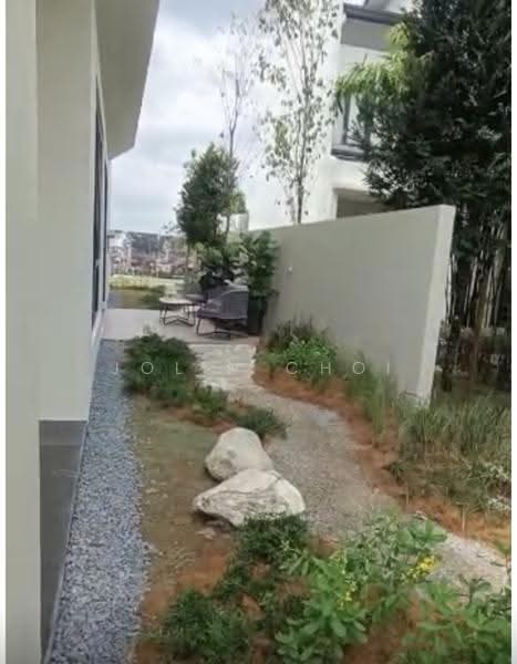 Rumah Berkembar untuk Dijual di Bandar Gamuda Cove (Dengkil) - Jolin Choi - Exterior - PropertyGuru.com.my