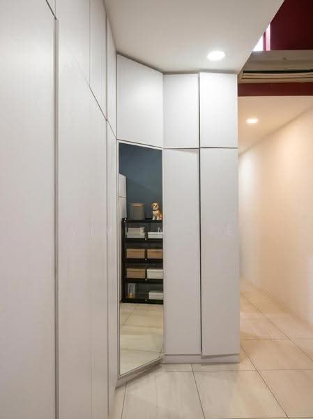 Rumah Teres 2-Tingkat untuk Dijual di Laman Glenmarie (Shah Alam) - Vivien Lee - Corridor - PropertyGuru.com.my
