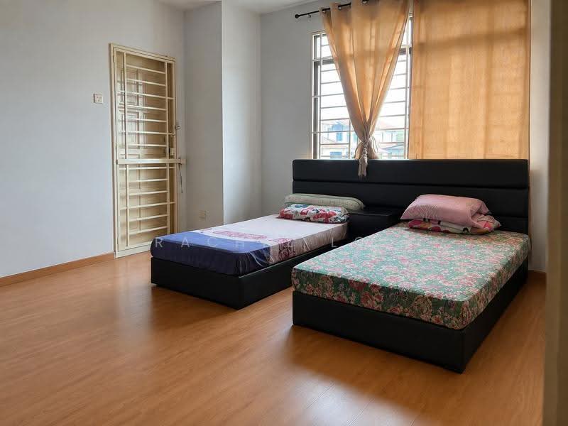 Semi-Detached House for Sale in Taman Mutiara Indah (Puchong) - Rachel Loo - Bedroom - PropertyGuru.com.my