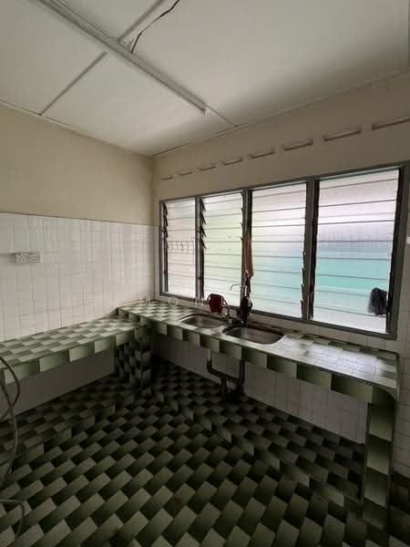 1-storey Terraced House for Sale in Happy Garden (Kuchai Lama) - Desmond Gan - Kitchen - PropertyGuru.com.my