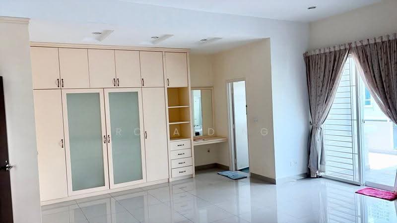 Rumah Teres 2-Tingkat untuk Dijual di Kampung Perlis (Bayan Lepas) - Ronald Ng - Bedroom - PropertyGuru.com.my
