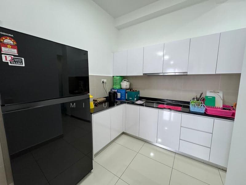 Apartment for Sale at Eco Nest @ Eco Botanic - Miyuki Lee - Kitchen - PropertyGuru.com.my