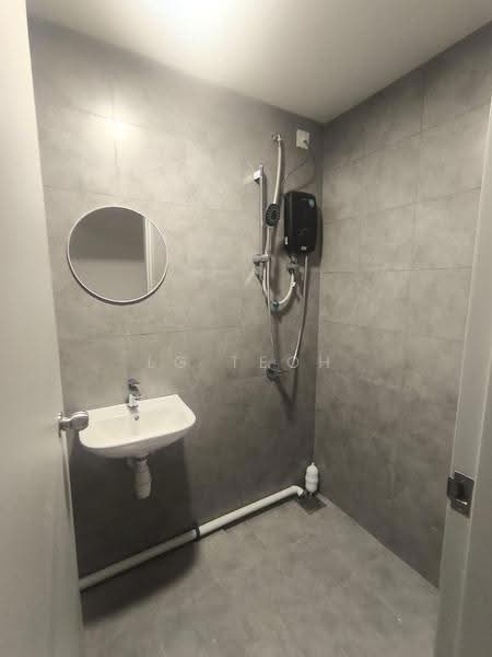 Kediaman Servis untuk Disewa di One Equine - LG Teoh - Bathroom - PropertyGuru.com.my