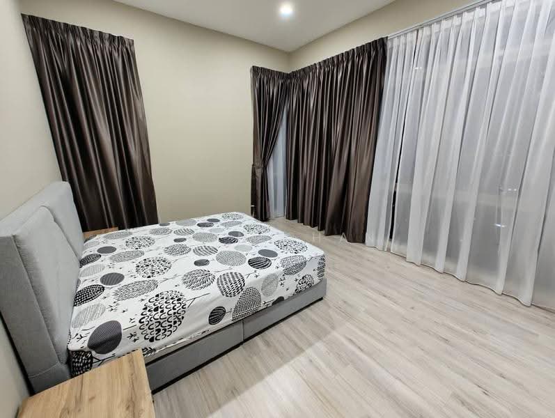 Kondominium untuk Disewa di Par 3 Condo & Condo Villa - Evan Chan - Bedroom - PropertyGuru.com.my