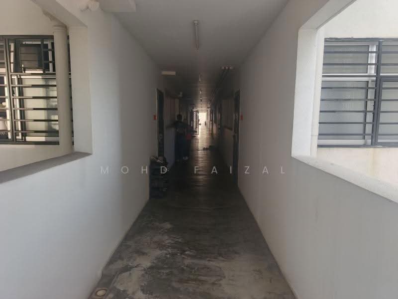 Apartment for Sale at Residensi Razakmas 2 - Mohd Faizal - Corridor - PropertyGuru.com.my