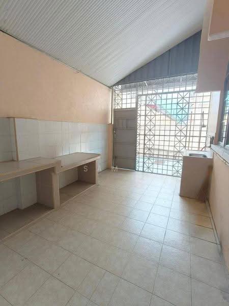 Semi-Detached House for Rent in Taman Ipoh Timur (Ipoh) - Sam . - PropertyGuru.com.my