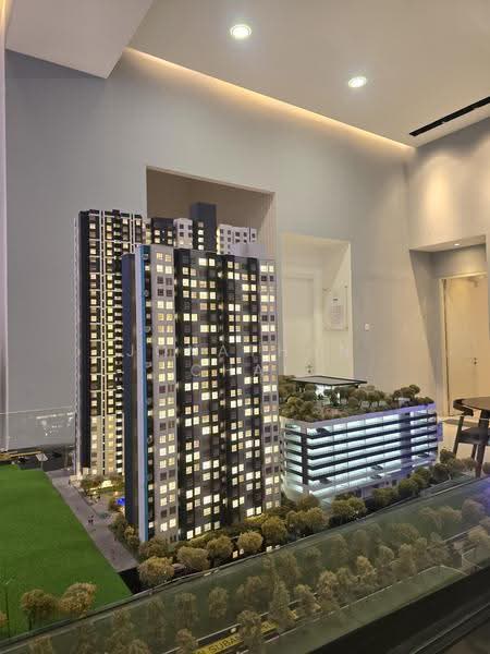 Pangsapuri untuk Dijual di Section U6 (Seksyen U6) - Jonathan Chai - Exterior - PropertyGuru.com.my