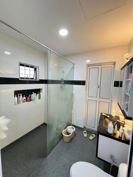 2-storey Terraced House for Sale in Saujana Damansara (Damansara Damai) - Eliz Chan - Bathroom - PropertyGuru.com.my