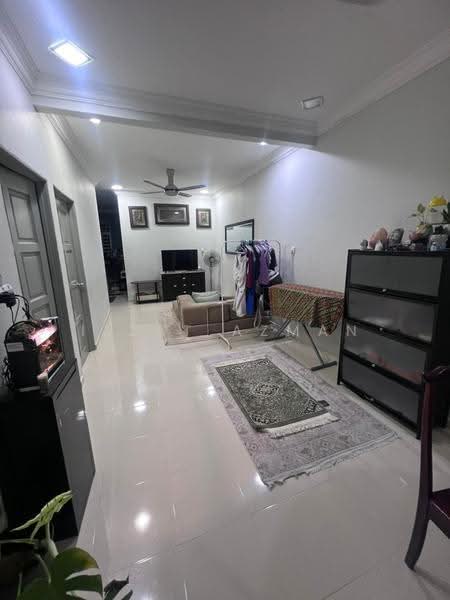 Rumah Teres 1-Tingkat untuk Dijual di Kuantan (Pahang) - Izzat Azman - Living Room - PropertyGuru.com.my