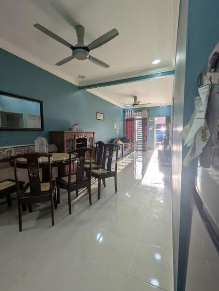 Rumah Teres 1-Tingkat untuk Dijual di Kuantan (Pahang) - Izzat Azman - Living Room - PropertyGuru.com.my