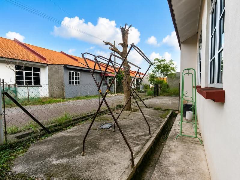 Rumah Teres 1-Tingkat untuk Dijual di Kuantan (Pahang) - Izzat Azman - Exterior - PropertyGuru.com.my
