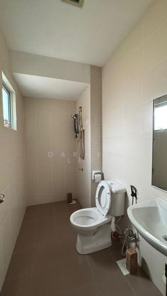 2-storey Terraced House for Sale in Taman Nusa Idaman (Iskandar Puteri (Nusajaya)) - Darren Ler - Bathroom - PropertyGuru.com.my