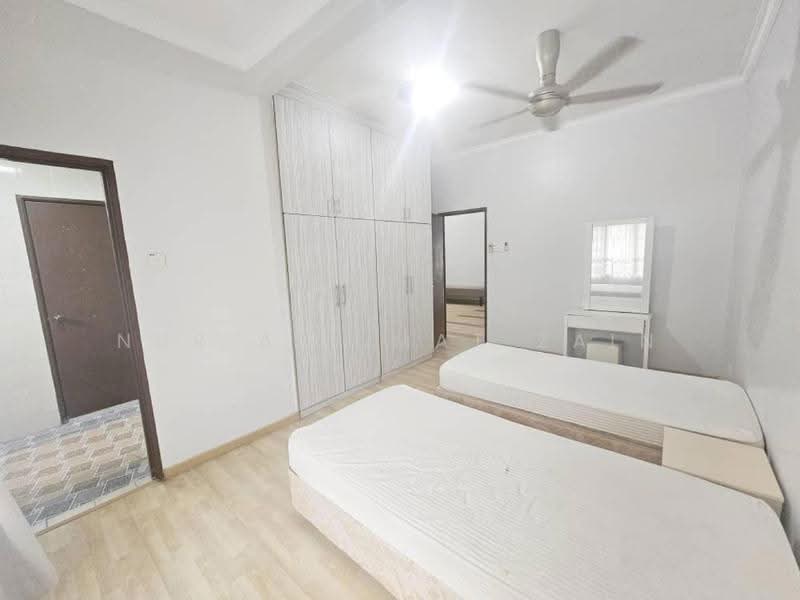 Rumah Teres 2-Tingkat untuk Dijual di Putrajaya (Putrajaya) - Nur Ain Mat Zain - Bedroom - PropertyGuru.com.my