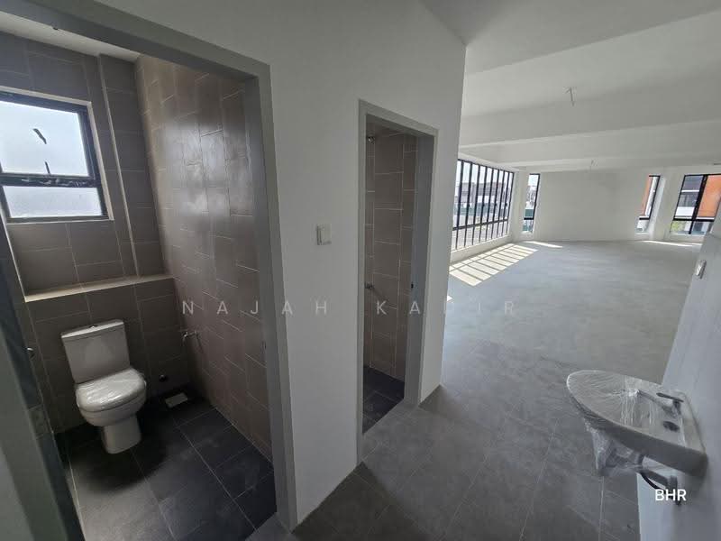 Kedai untuk Disewa di Setia Ecohill (Semenyih) - Najah Kadir - Bathroom - PropertyGuru.com.my