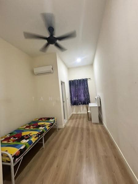 Rumah Teres 2-Tingkat untuk Disewa di Dengkil (Selangor) - Tang Ming Fung - Bedroom - PropertyGuru.com.my
